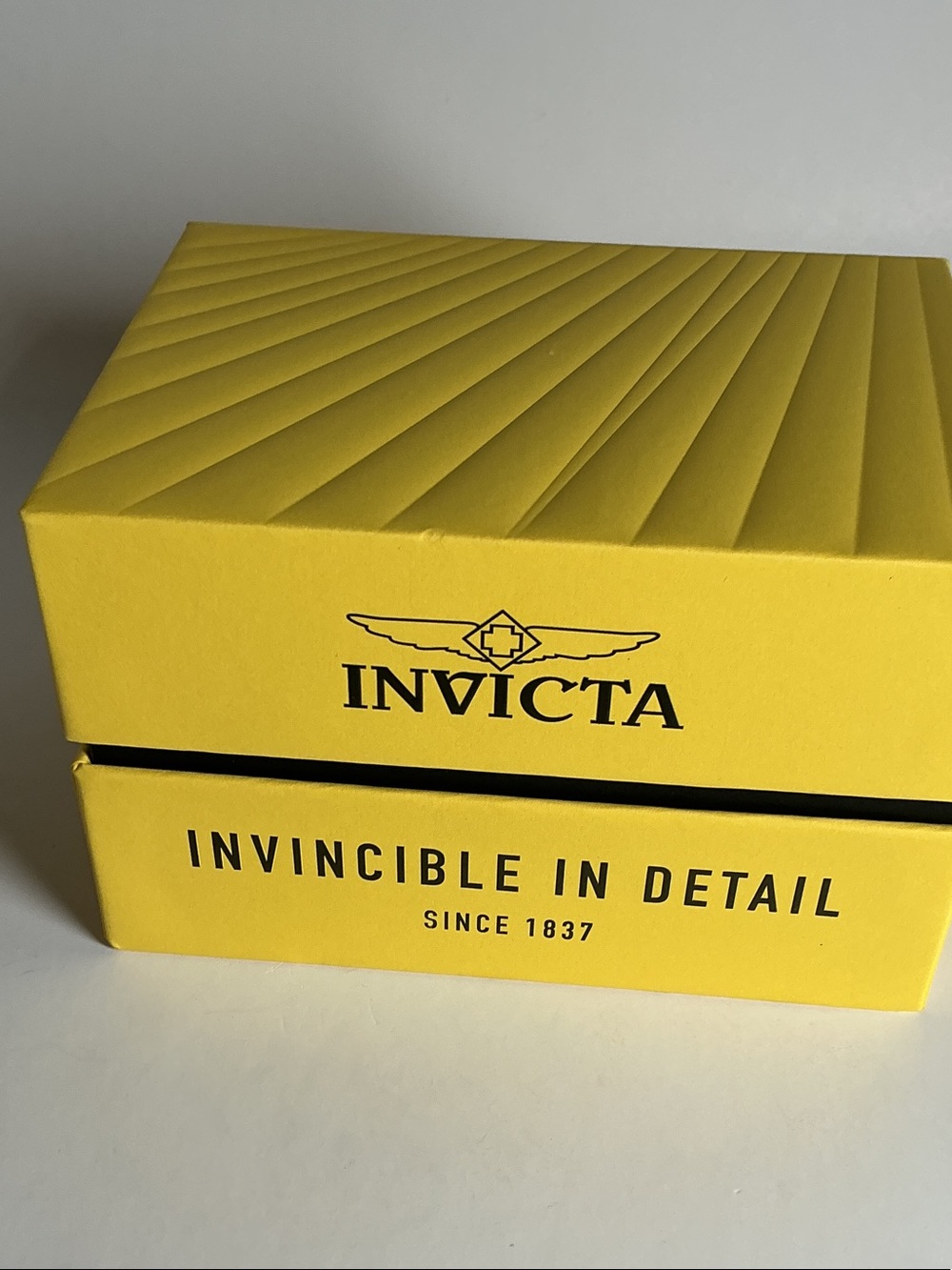 Invicta Men’s Silver Watch with Green Koi Dial-51053 - Picture 8 of 8
